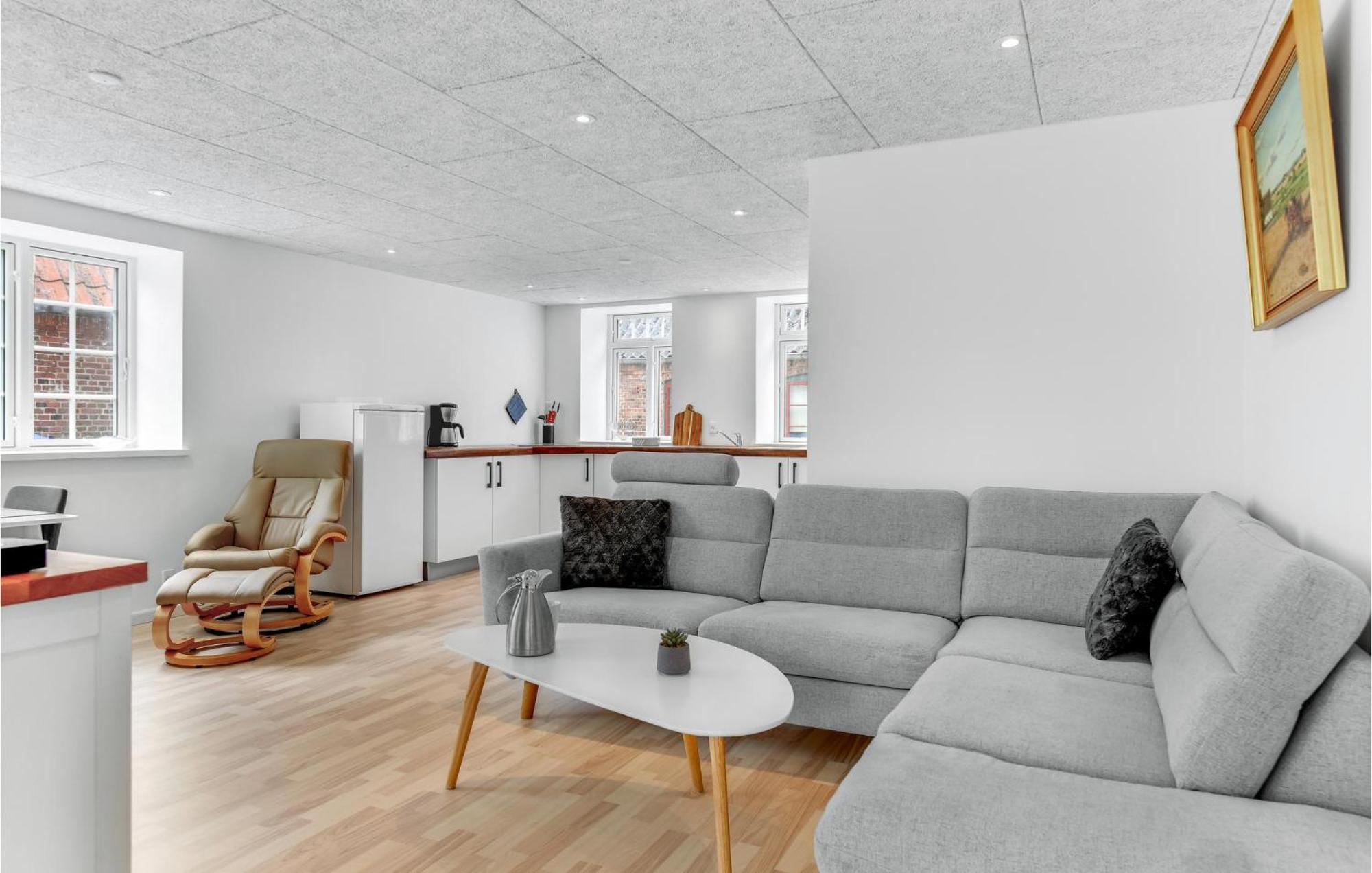 Pet Friendly Home In Hojer With Kitchen Buitenkant foto