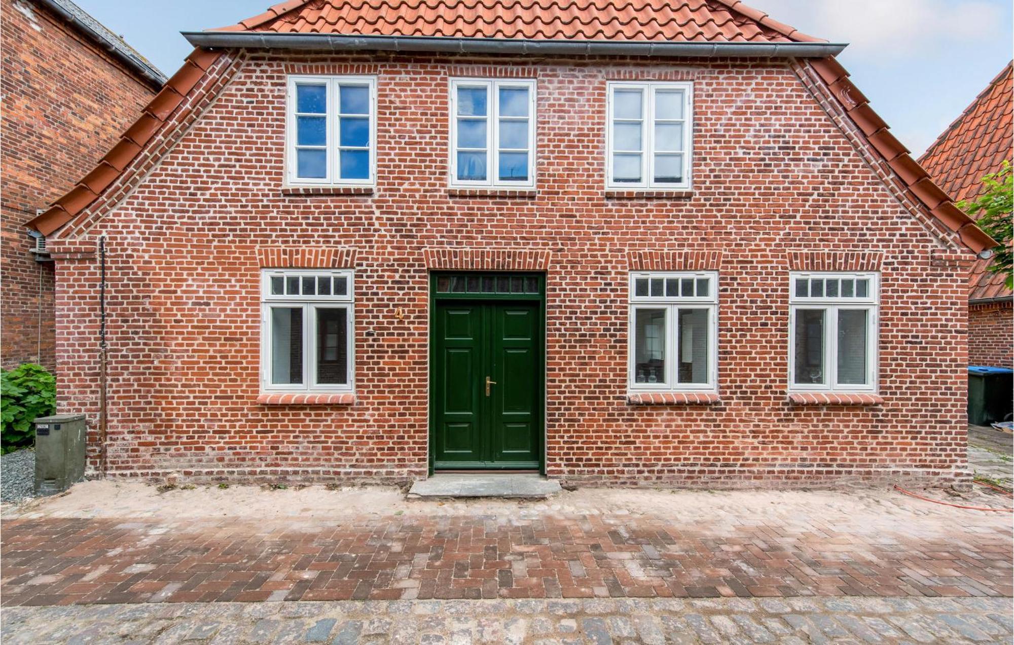 Pet Friendly Home In Hojer With Kitchen Buitenkant foto