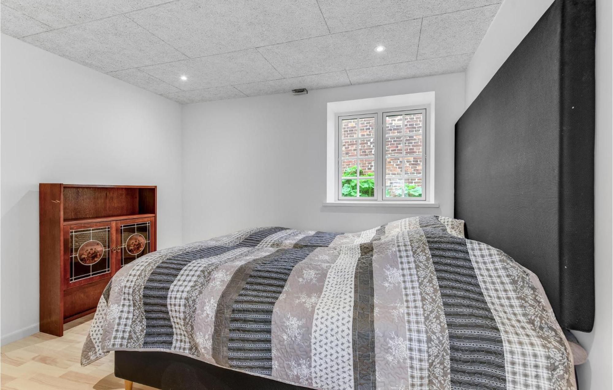 Pet Friendly Home In Hojer With Kitchen Buitenkant foto