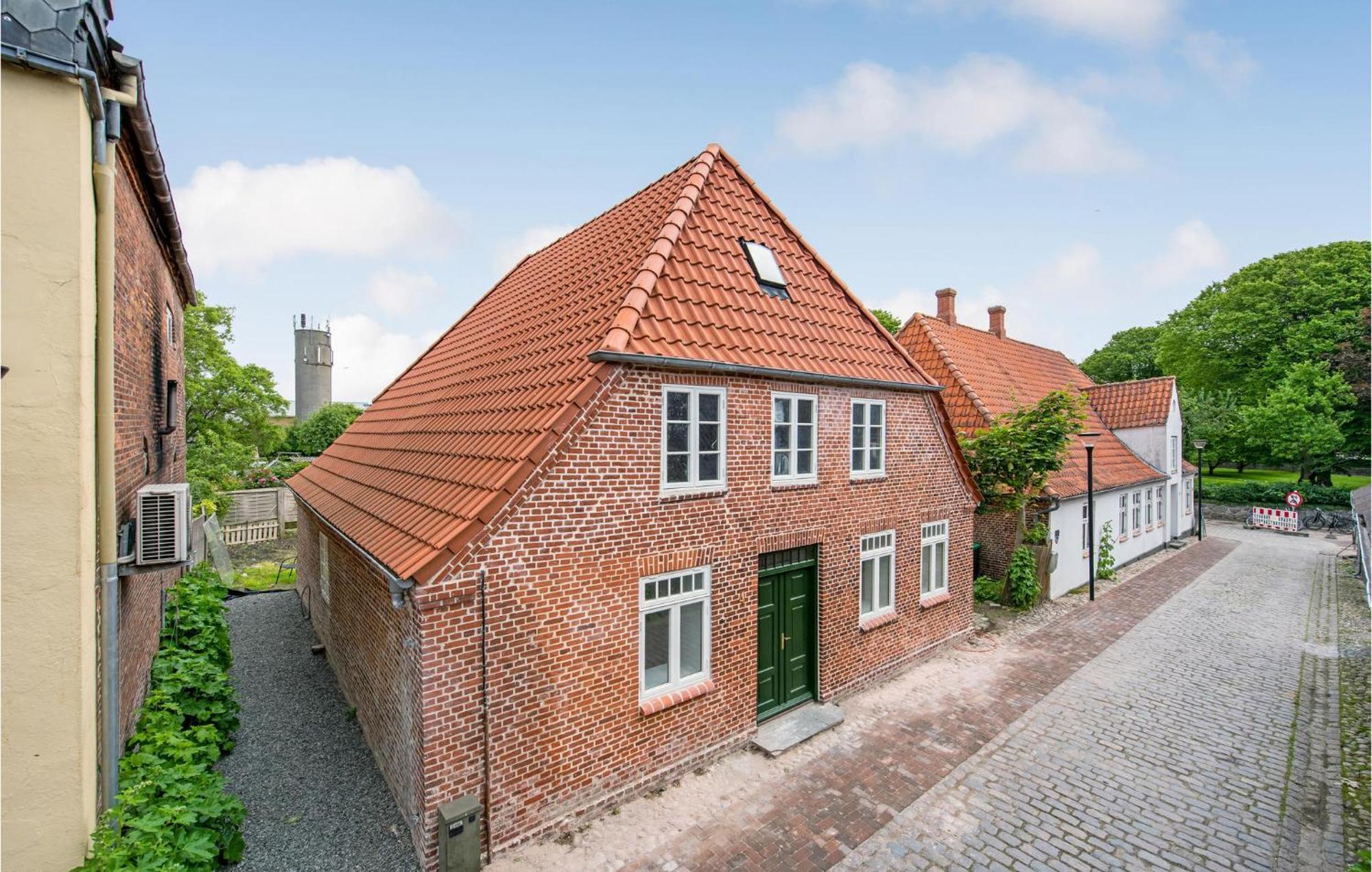 Pet Friendly Home In Hojer With Kitchen Buitenkant foto